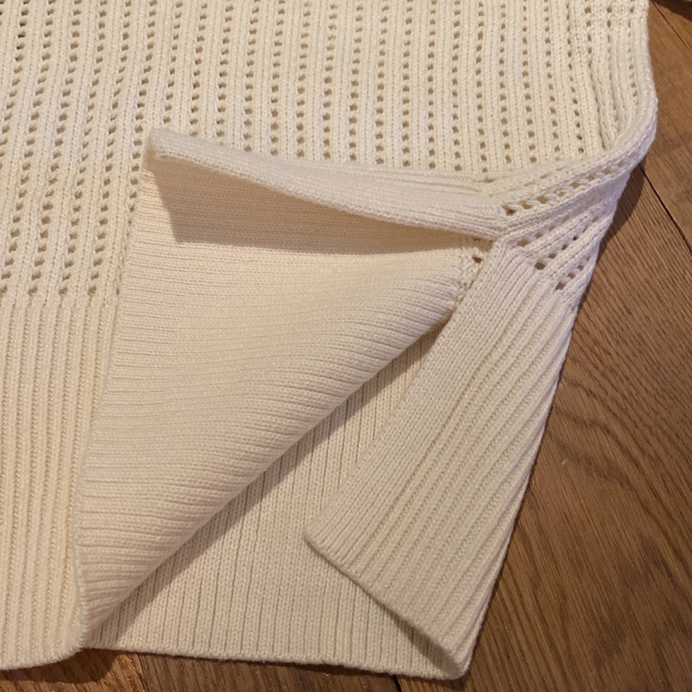 GAP Relaxed Crochet Open Knit V-Neck Sweater Ivory Cream XS - Picture 7 of 8